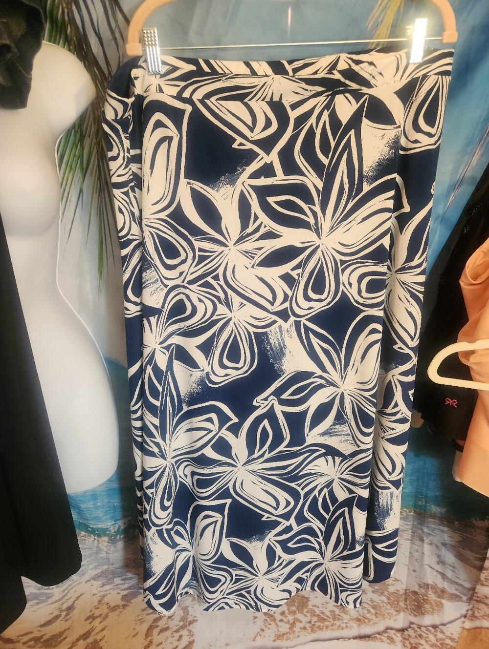Chico Size 3 Like New Maxi Skirt